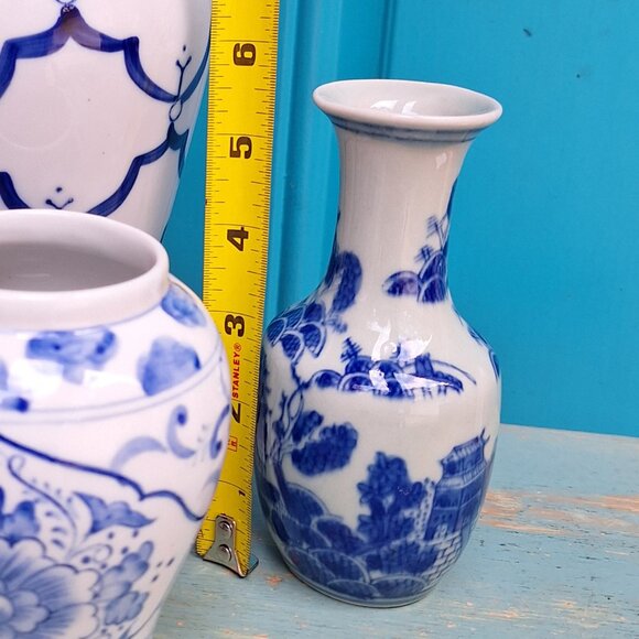 Vintage Porcelain Bud Vase Hand Painted Ancient Chinese Makers Mark Blue Decor - Picture 4 of 14